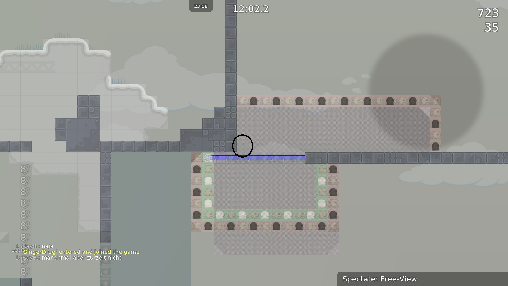 You forgot to put one of the new through hook tiles there.